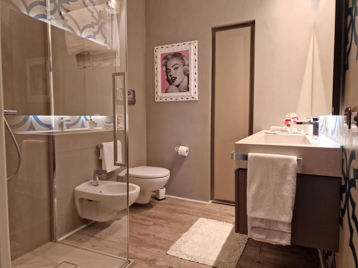 Desenzano Luxury Apartment 데센자노델가르다 외부 사진